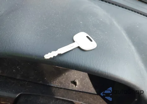 2005 Suzuki Xl-7 Ex/Lx из США, поврежденный, VIN JS3TY92V854100917